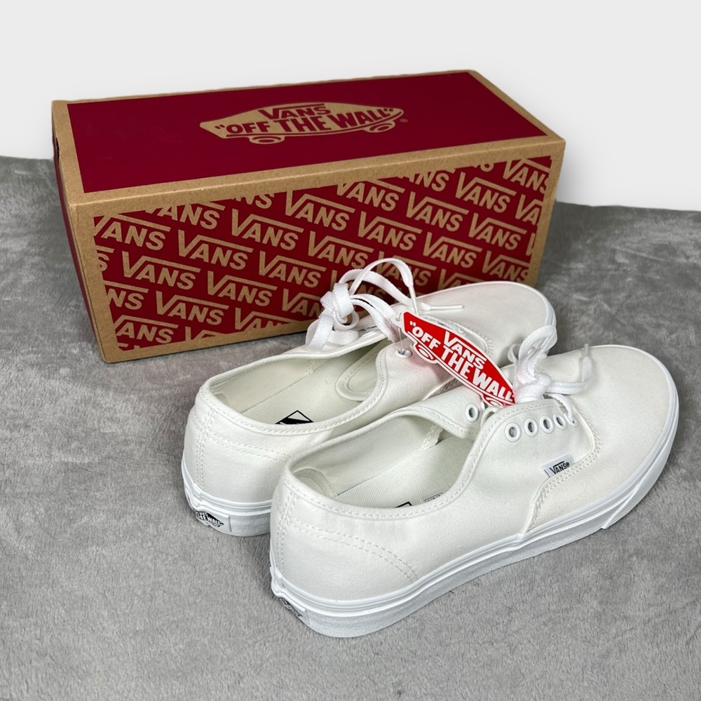 Vans True White Canvas Skater Shoes Mens 8.5 Women's 10